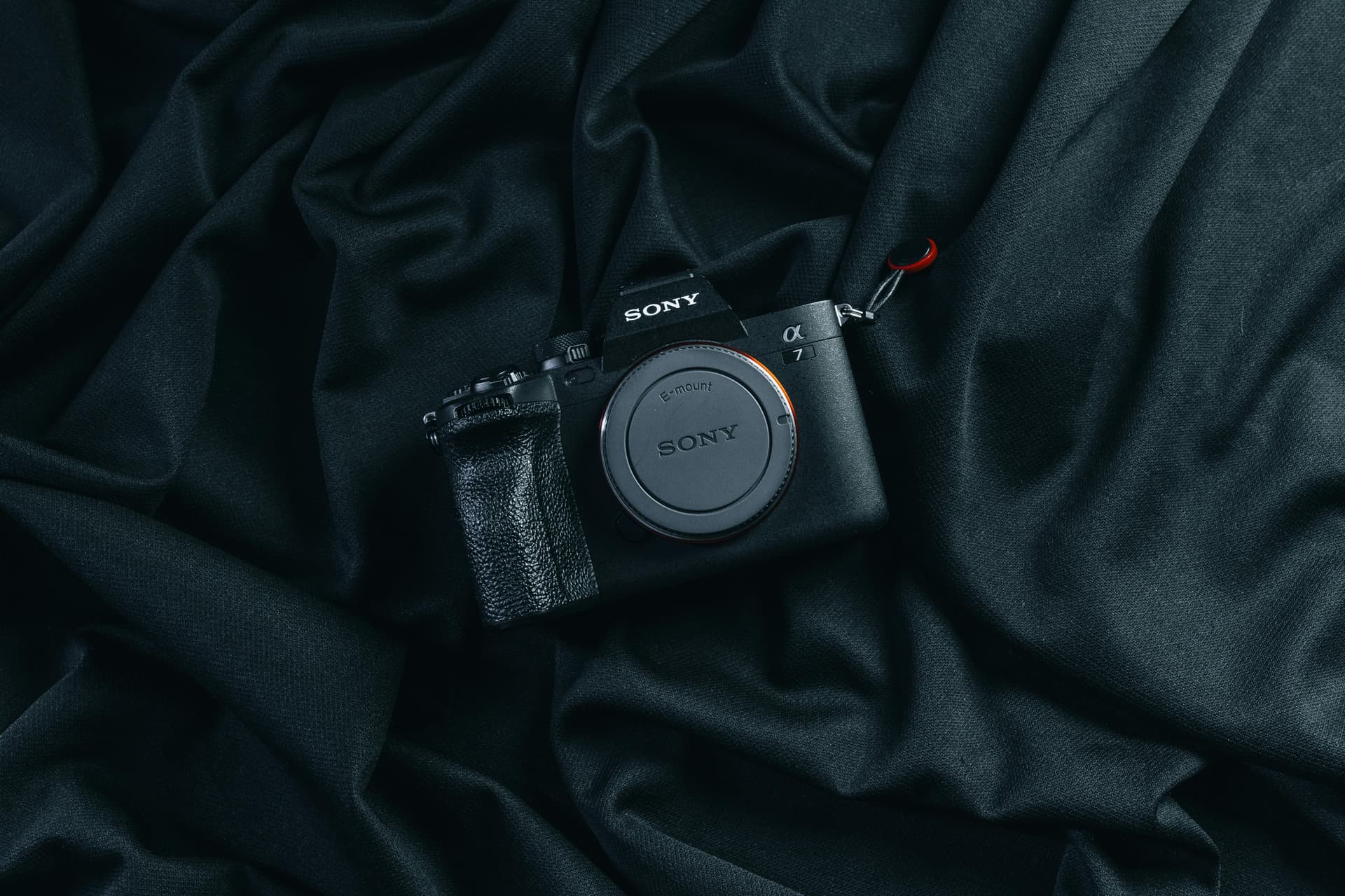 Rent Sony E mount Sigma Art DG DN 24-70mm Lens